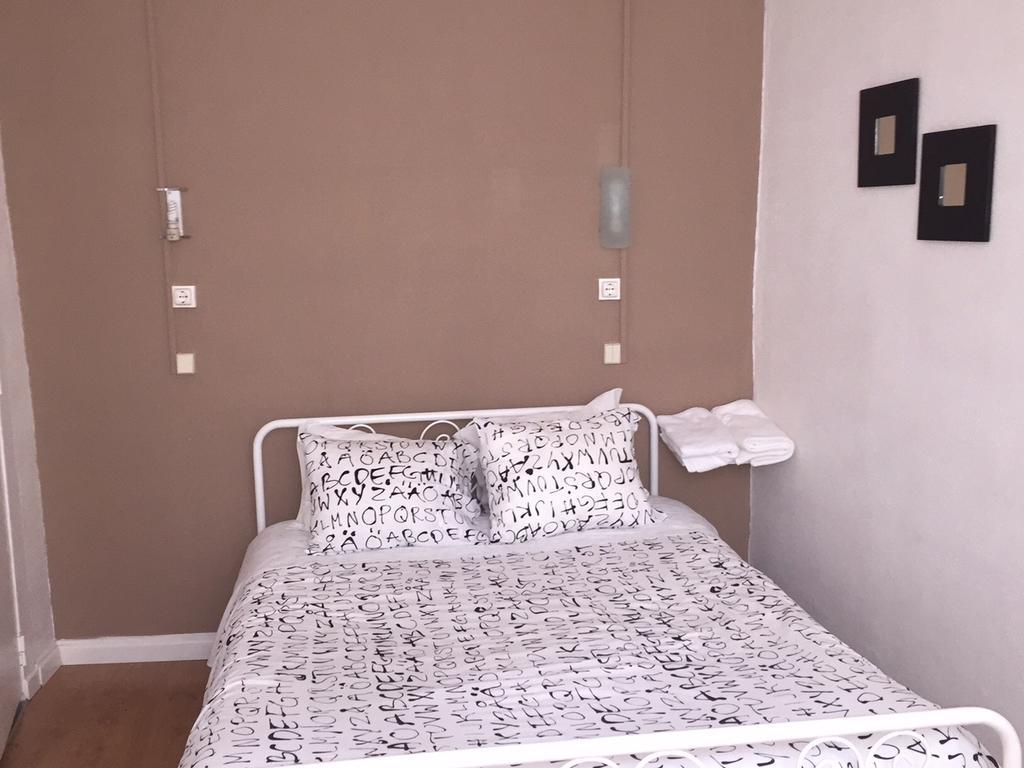 ホテルDuque Lisboa 部屋 写真